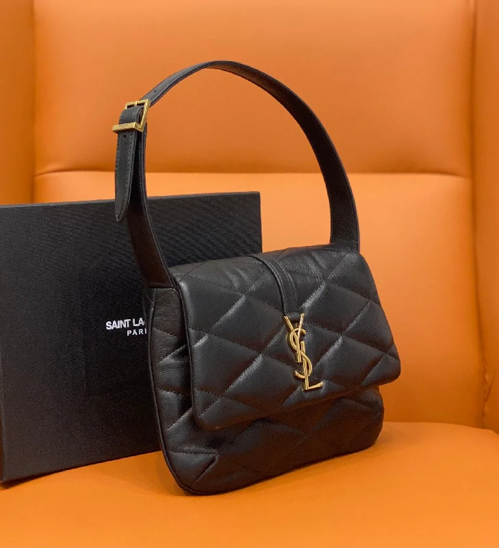 WF - Yves Saint Laurent - 108