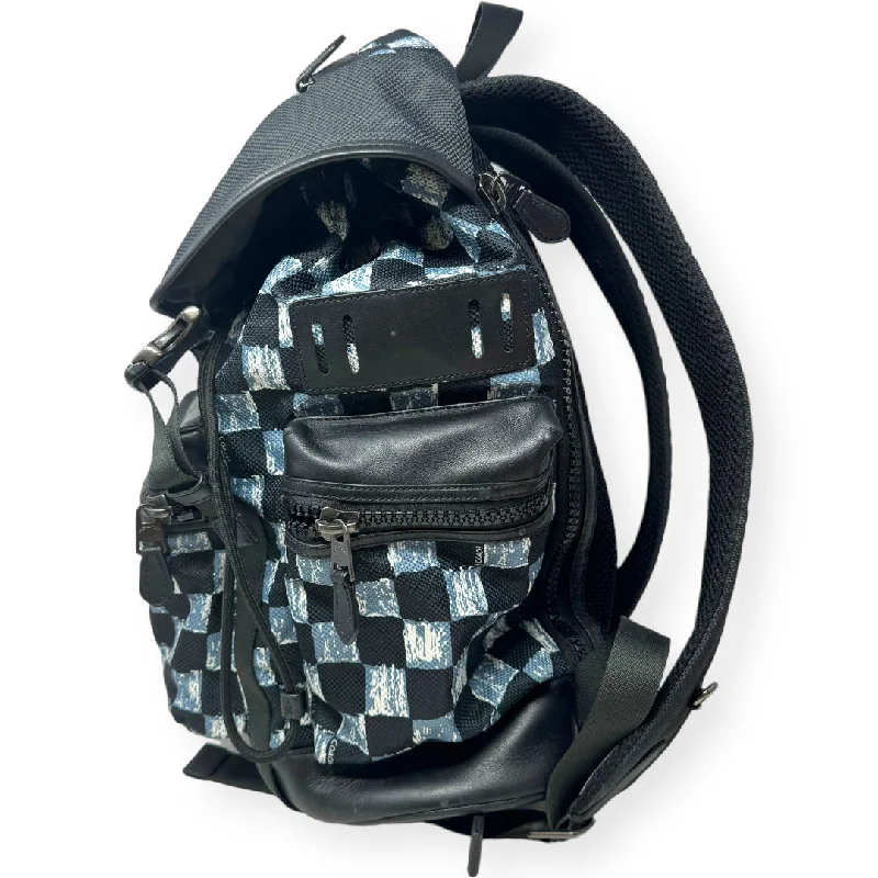 Terrain Trek Pack Designer By Coach  Size: Large