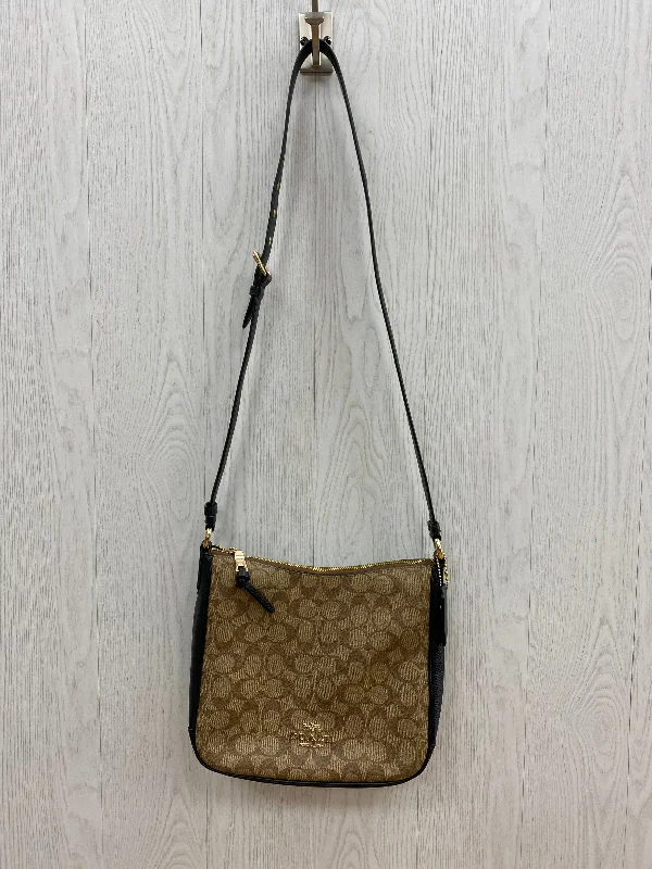 Crossbody Designer By Coach  Size: Medium