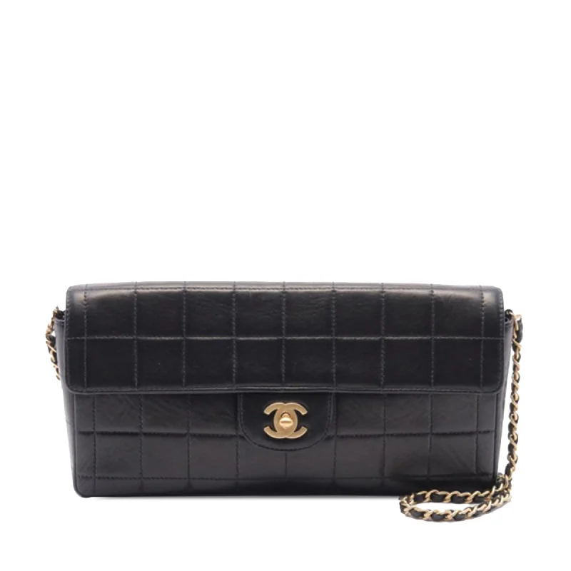 Black Chanel Chocolate Bar Lambskin East West Flap Shoulder Bag