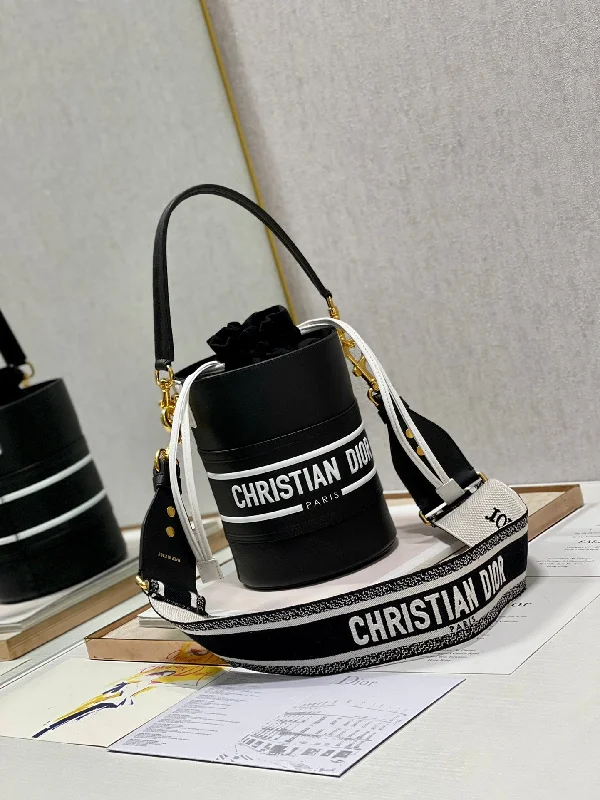 Christian Dior Bags  628