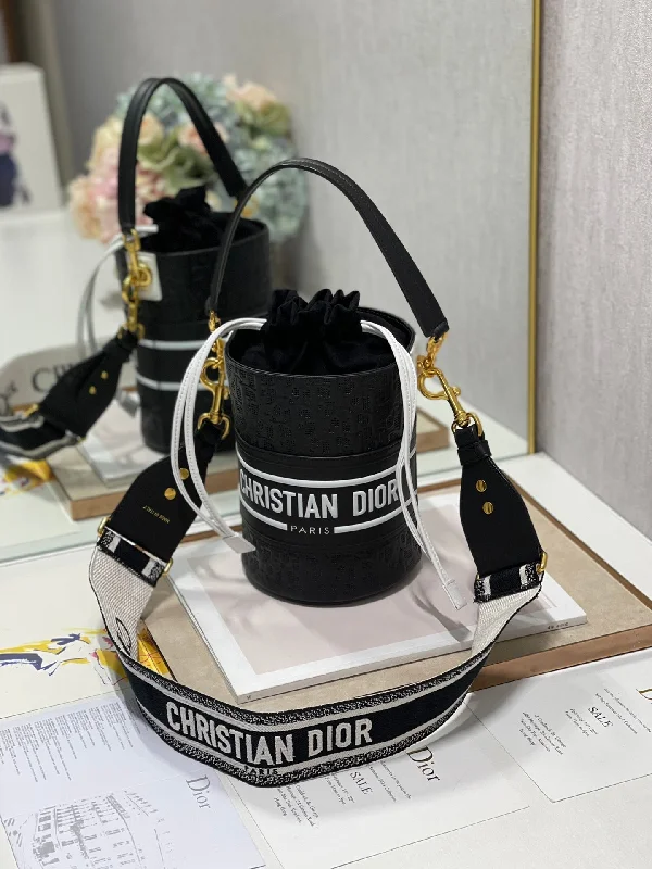 Christian Dior Bags  630