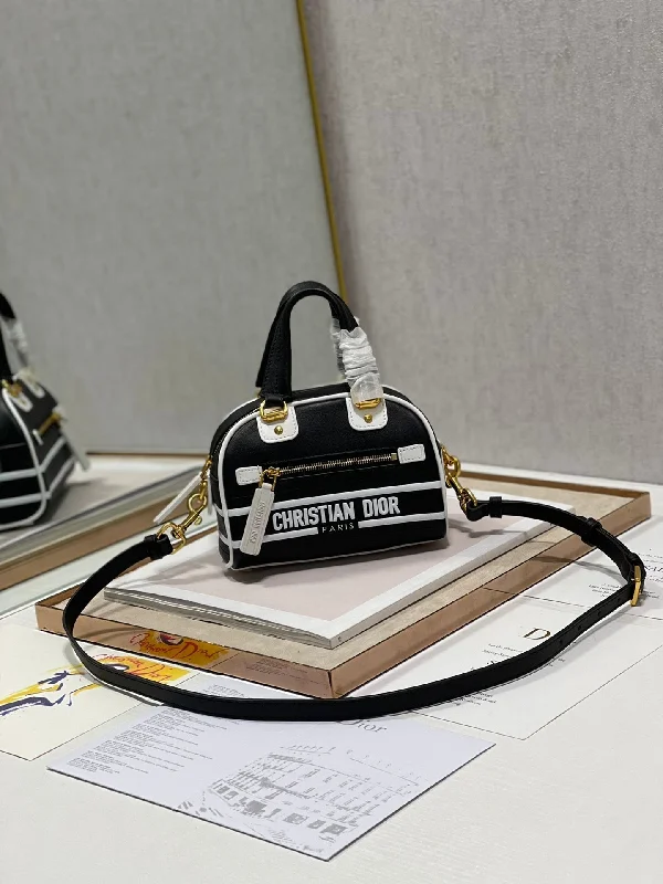 Christian Dior Bags  647