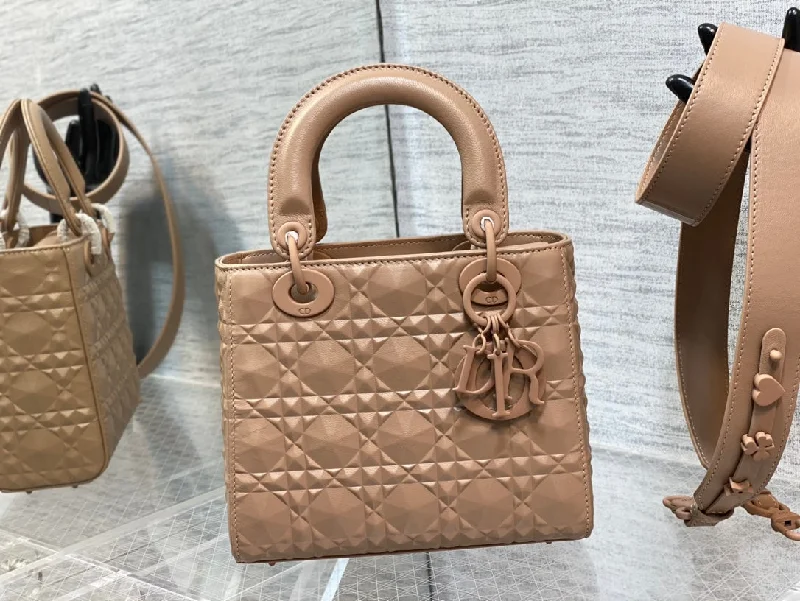 Christian Dior Bags  661