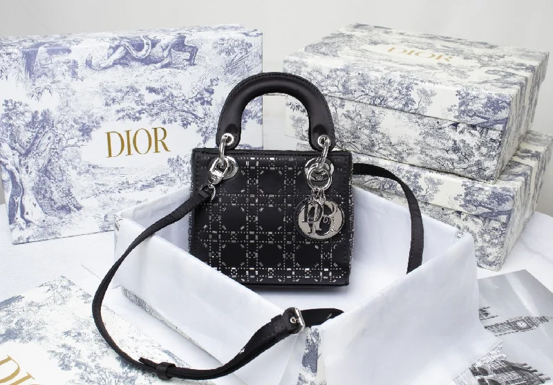 GlitzyBags - Designer bags by Dior 230