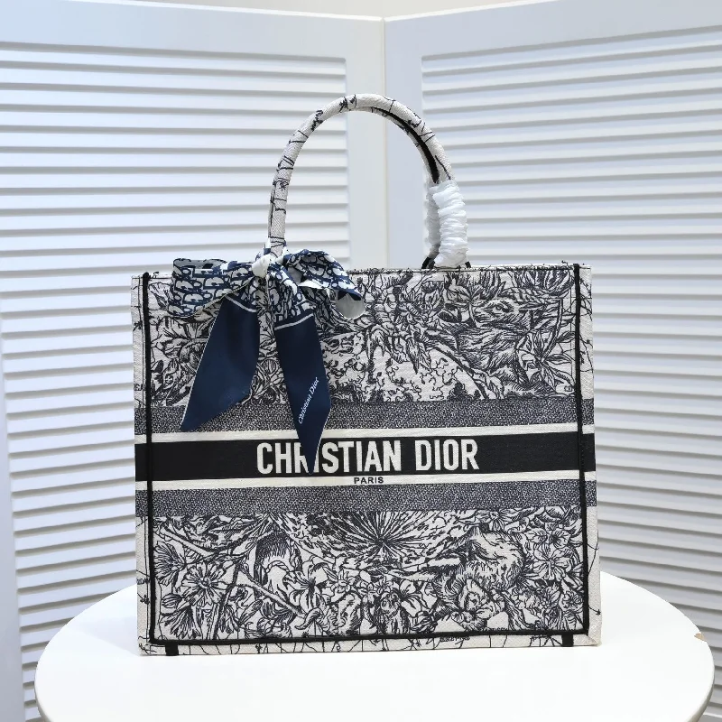 GlitzyBags - Designer bags by Dior 291